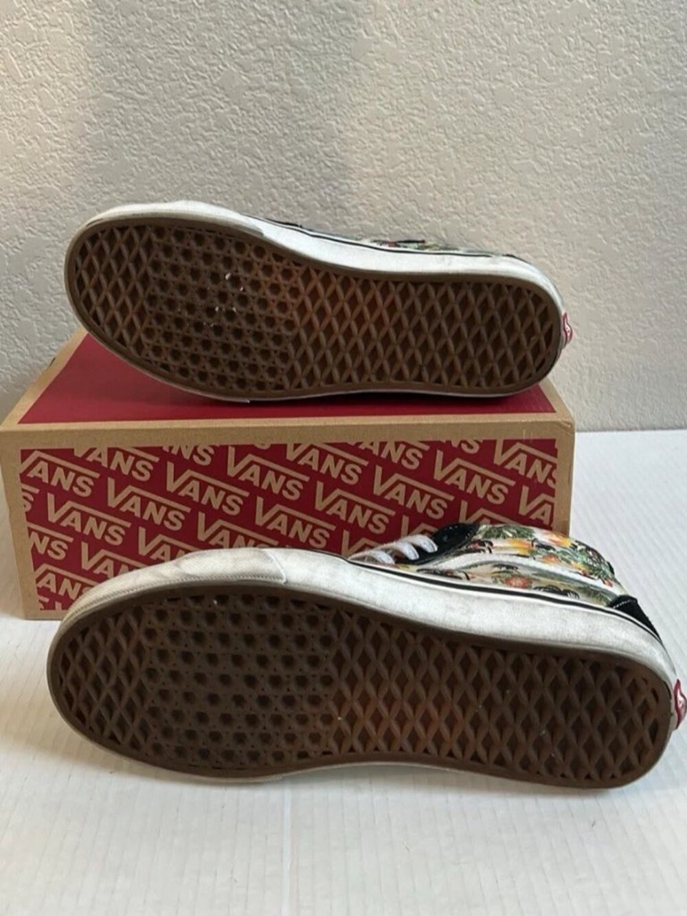 Vans Skate Board Shoes Hawaiian - Picture 4 of 5